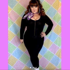 Vintage 1970s sexy pinup black catsuit/jumpsuit